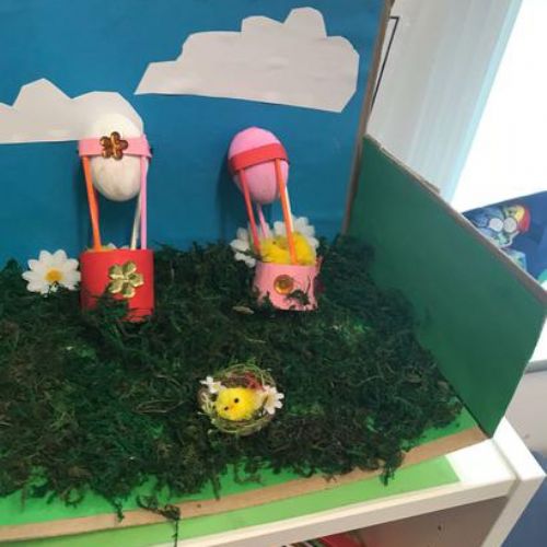 Decorate an egg competition